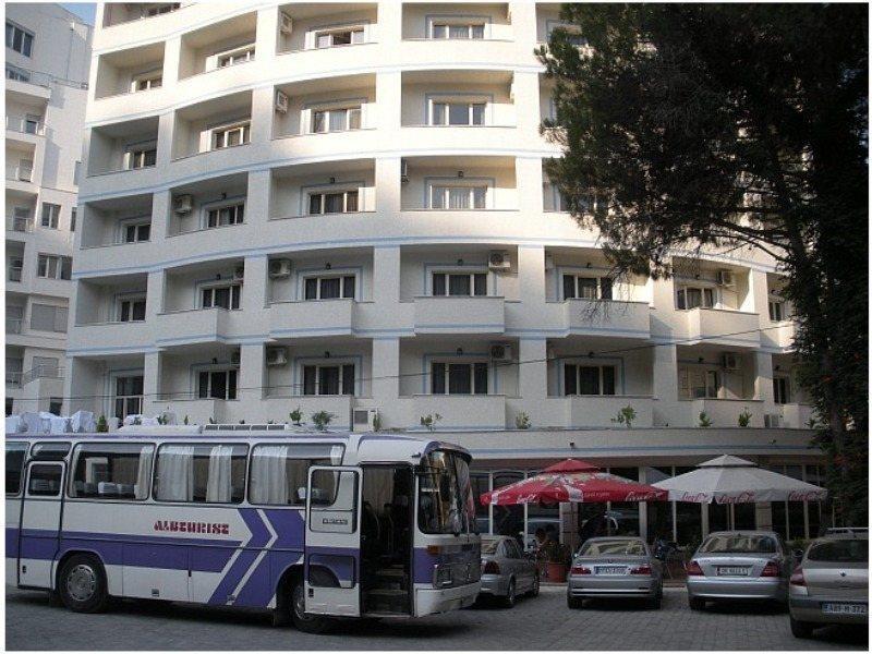Hotel Leonardo Škalngur Buitenkant foto