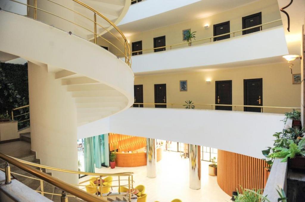 Hotel Leonardo Škalngur Buitenkant foto